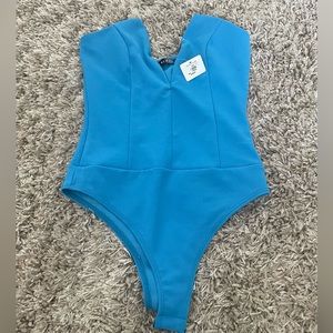 NWT Blue Blush Top | blue | apricot lane boutique